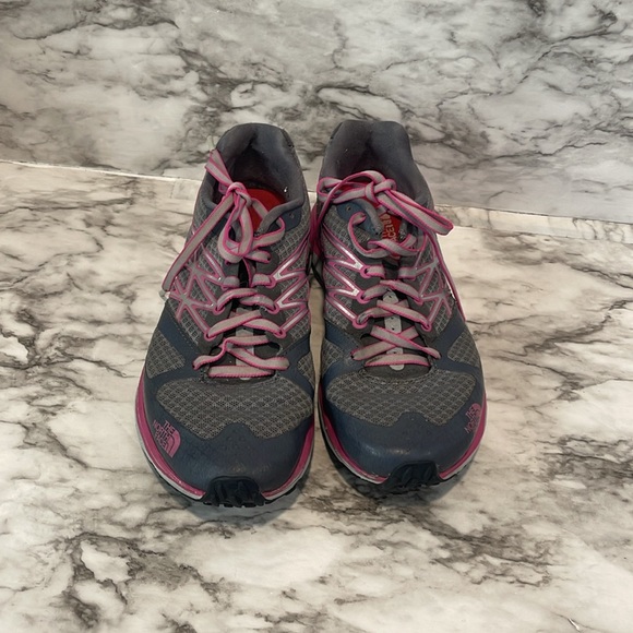 The North Face Ultra Cardiac Grays and pink Women's Trail Running Shoes US 8 - Picture 5 of 15